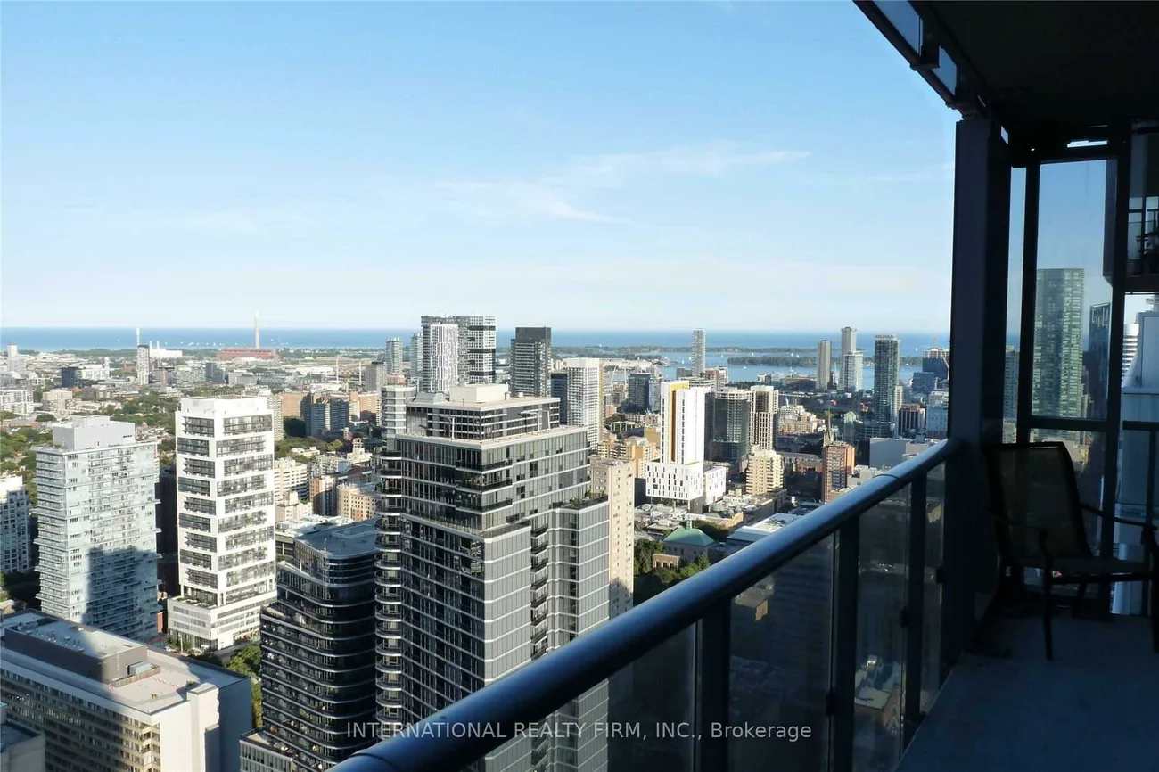 7, Grenville, Bay Street Corridor, Toronto