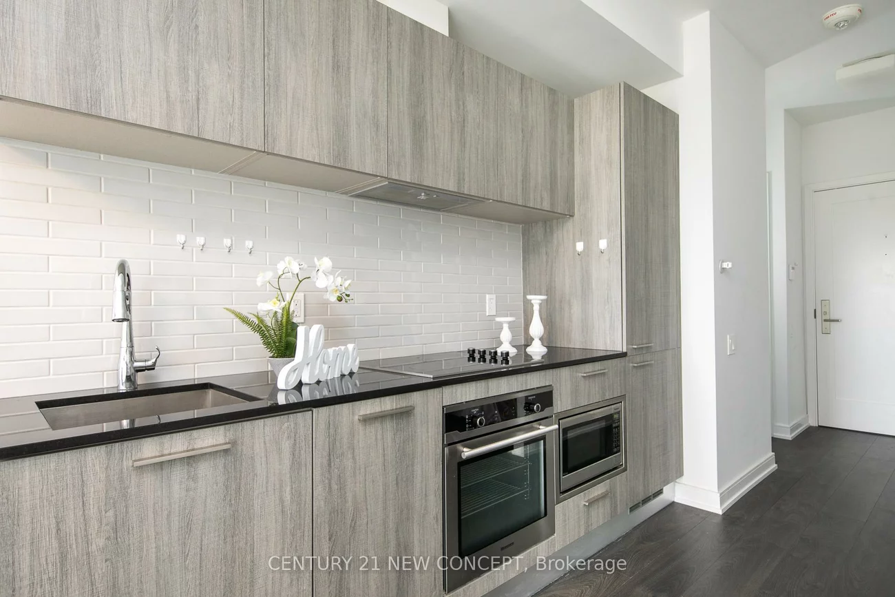 3, Gloucester, Church-Yonge Corridor, Toronto