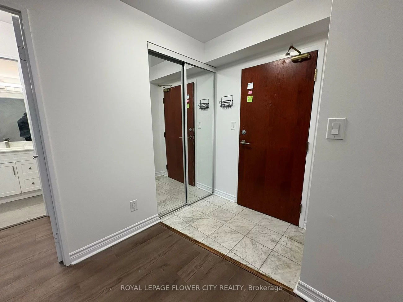 35, Empress, Willowdale East, Toronto