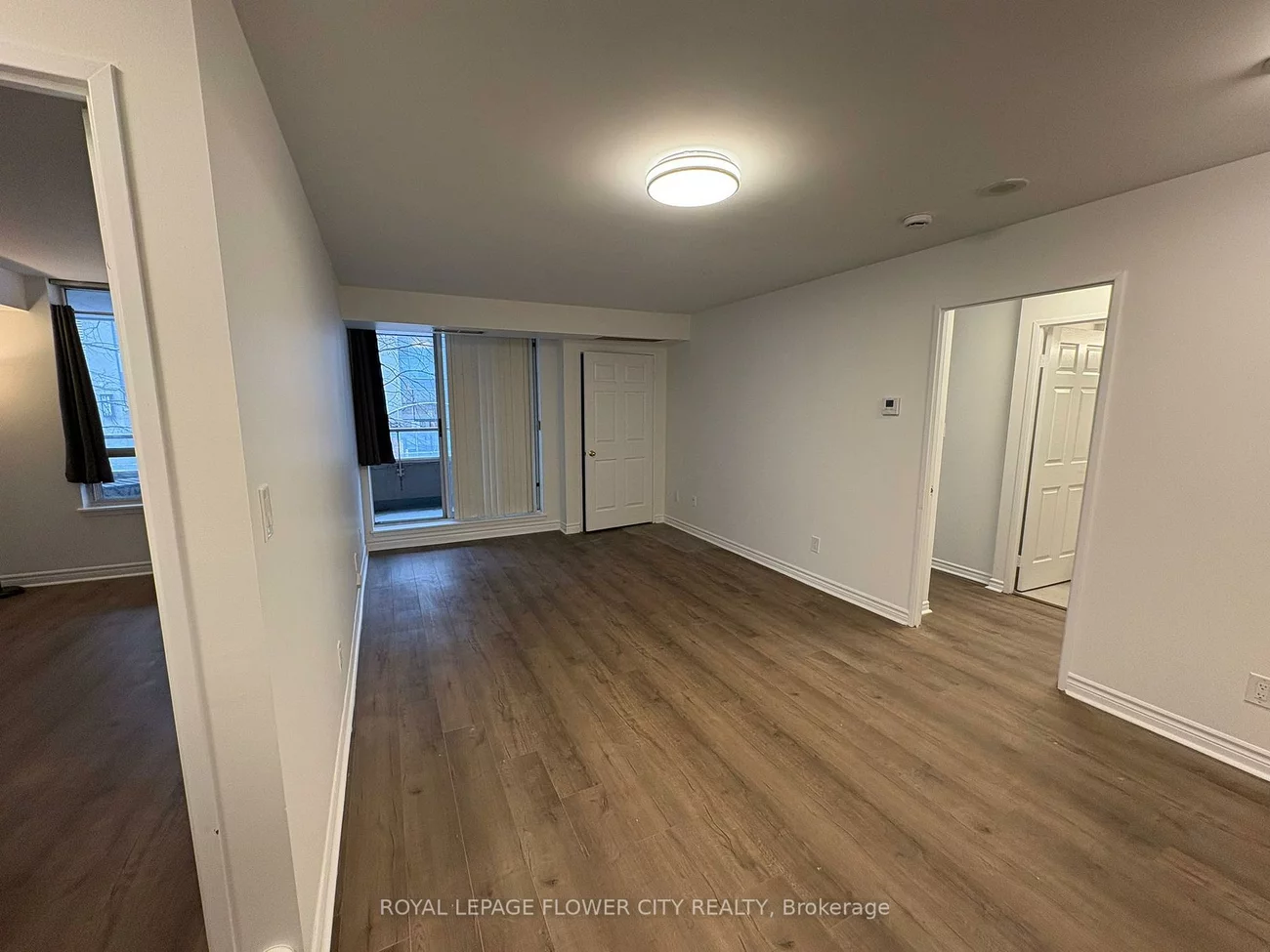 35, Empress, Willowdale East, Toronto