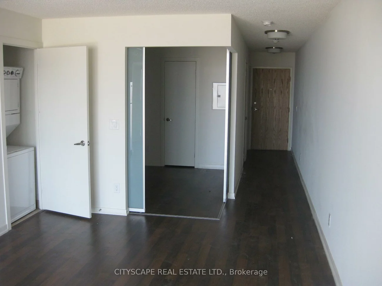 38, Joe Shuster, Niagara, Toronto