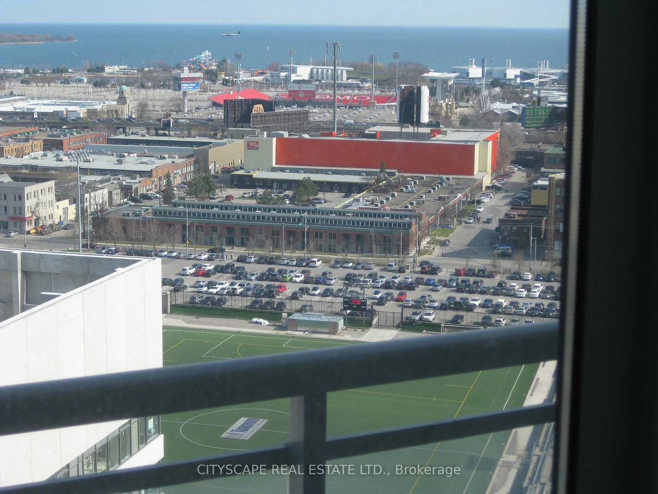 38, Joe Shuster, Niagara, Toronto