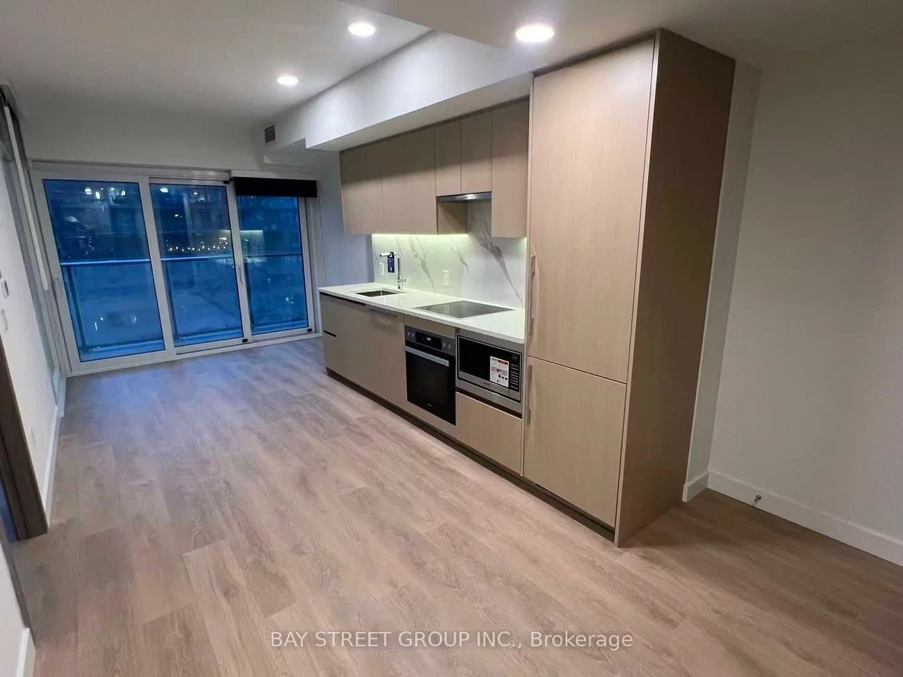 3, Concord Cityplace, Waterfront Communities C1, Toronto