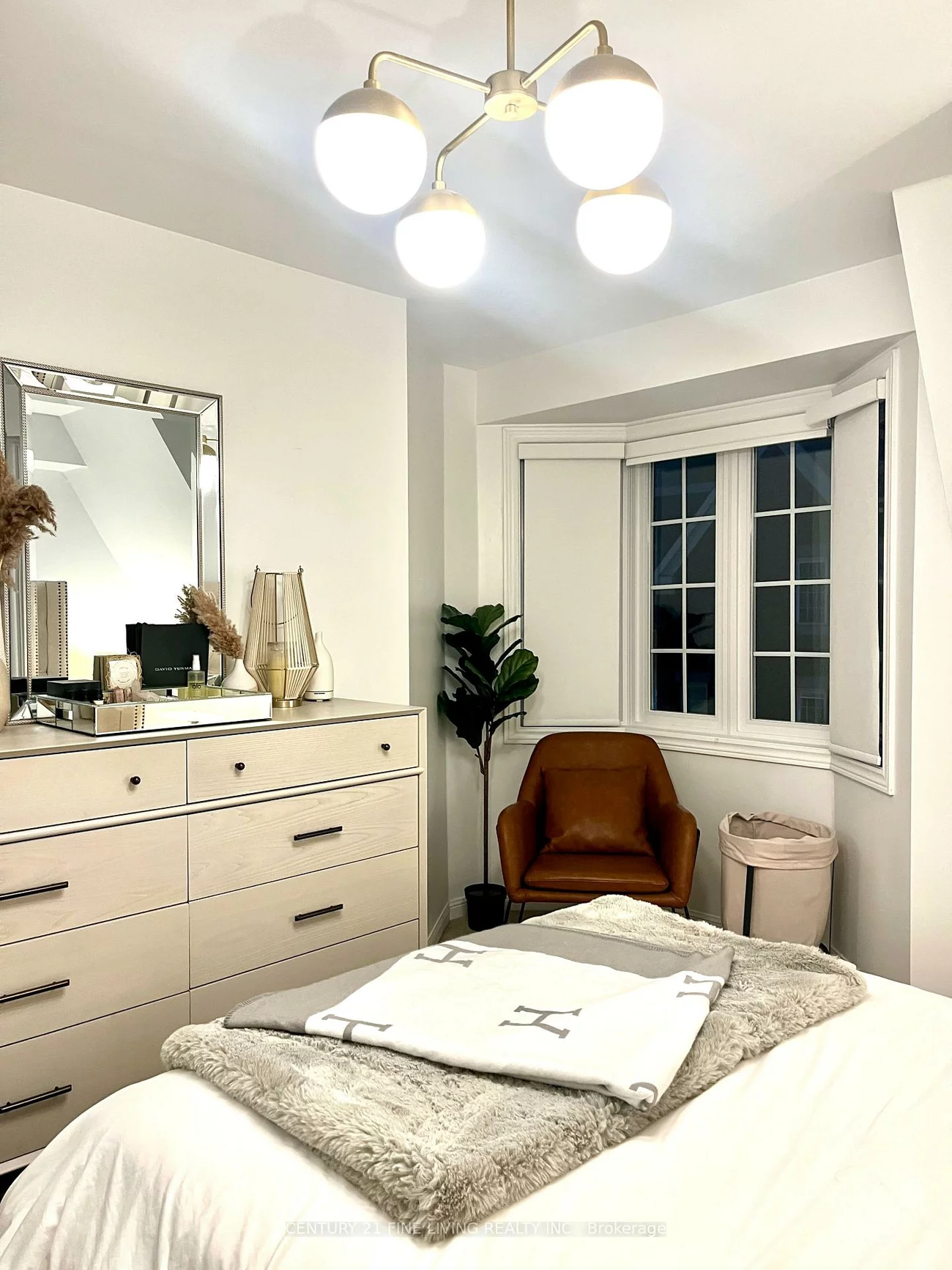 11, Niagara, Waterfront Communities C1, Toronto