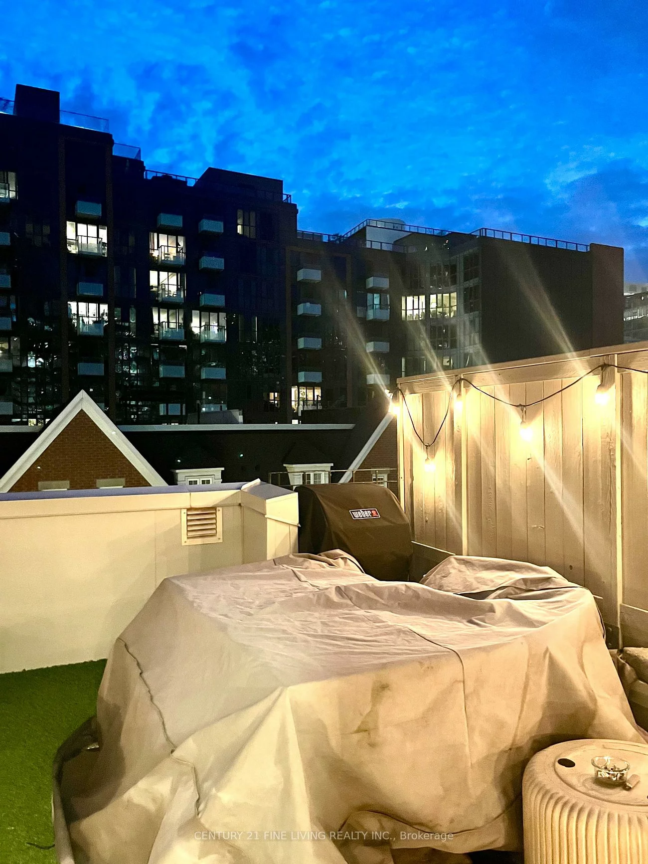 11, Niagara, Waterfront Communities C1, Toronto