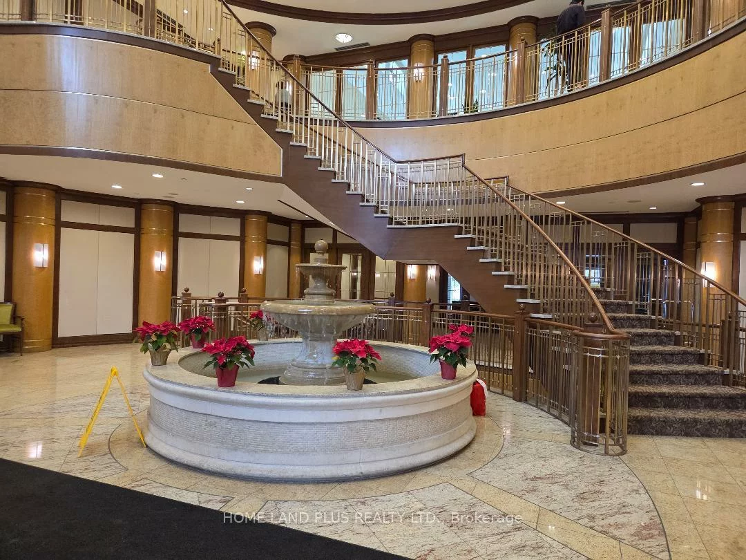 78, Harrison Garden, Willowdale East, Toronto