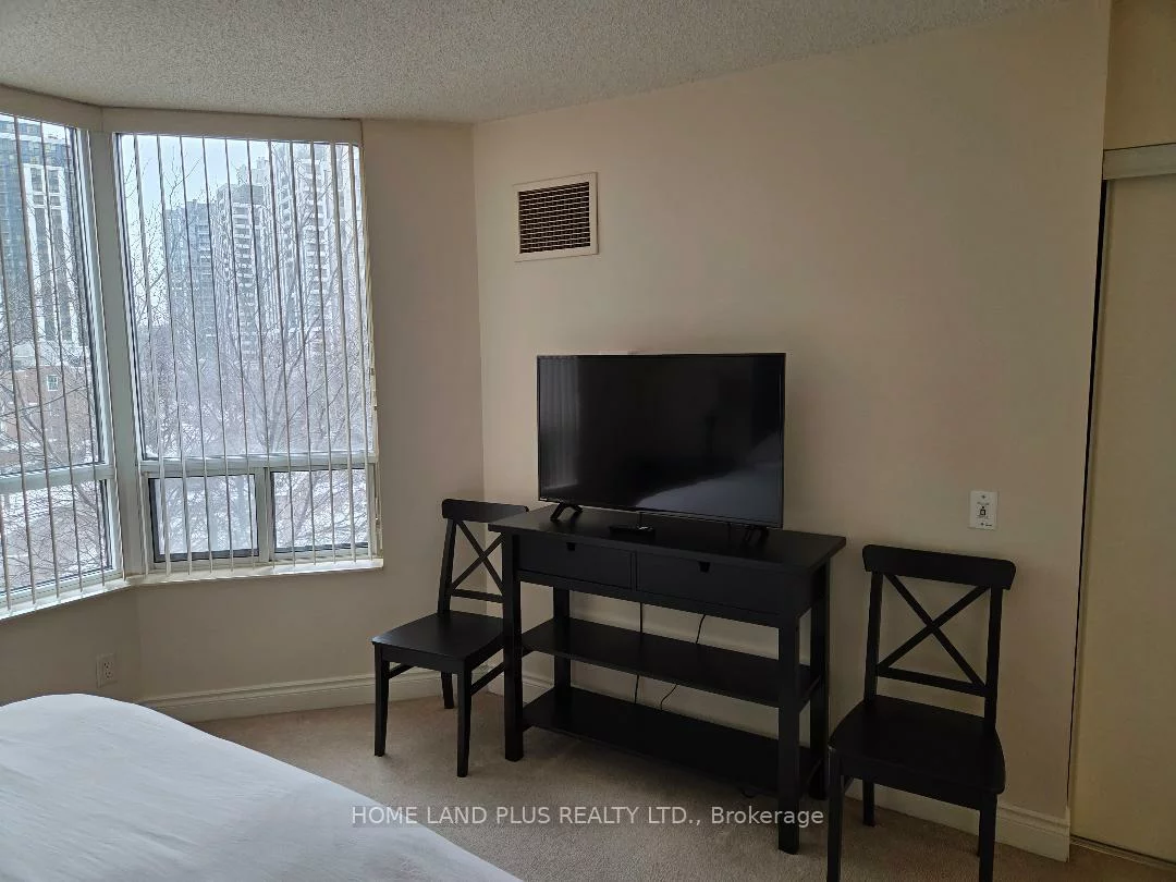 78, Harrison Garden, Willowdale East, Toronto