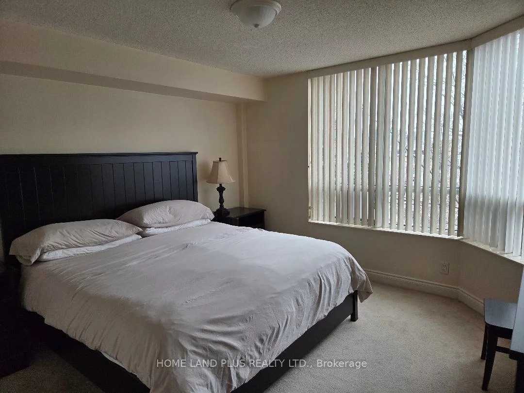 78, Harrison Garden, Willowdale East, Toronto