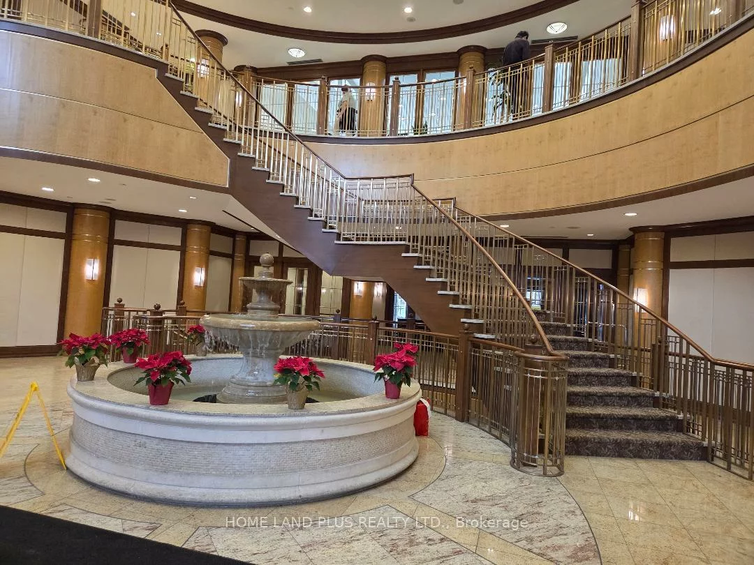 78, Harrison Garden, Willowdale East, Toronto