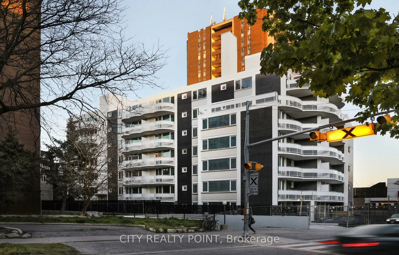 11, Walmer, Annex, Toronto