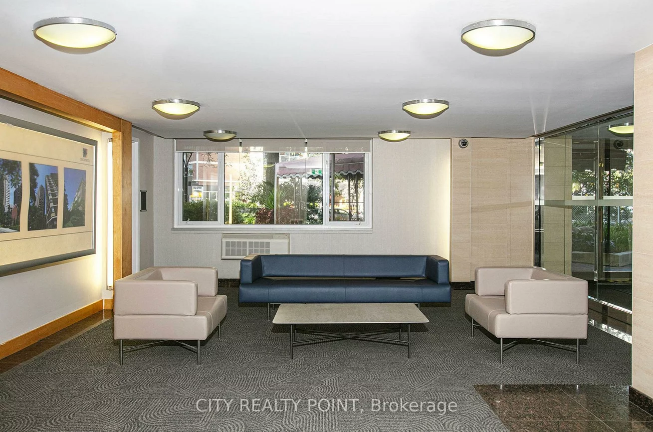 55, Isabella, Church-Yonge Corridor, Toronto