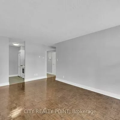 33, Isabella, Church-Yonge Corridor, Toronto