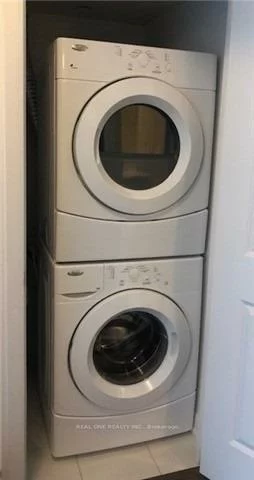 5168, Yonge, Willowdale West, Toronto