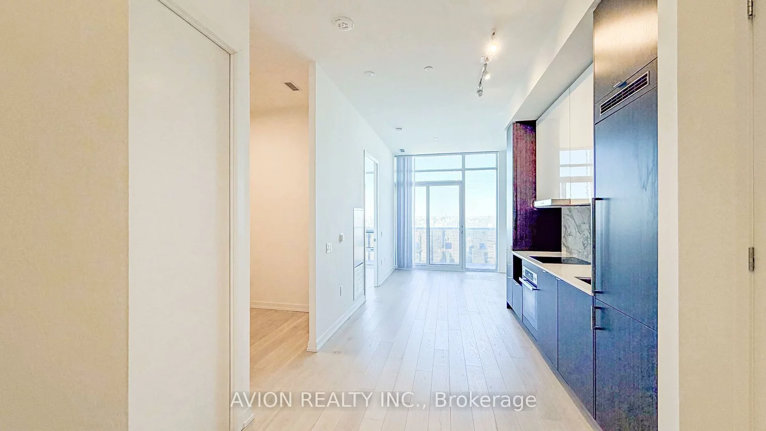 55, Cooper, Waterfront Communities C8, Toronto