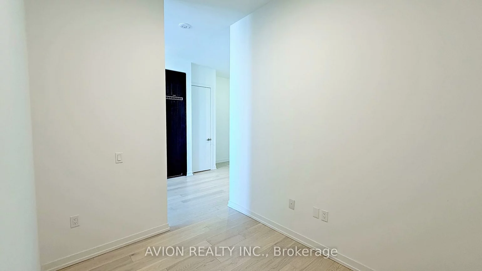 55, Cooper, Waterfront Communities C8, Toronto