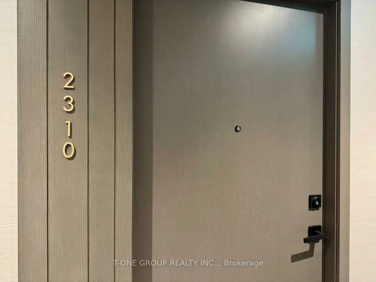 15, Holmes, Willowdale East, Toronto