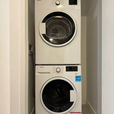 15, Holmes, Willowdale East, Toronto