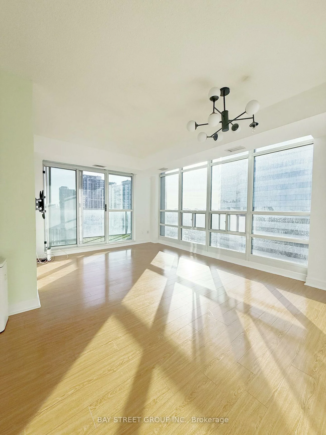 31, Bales, Willowdale East, Toronto