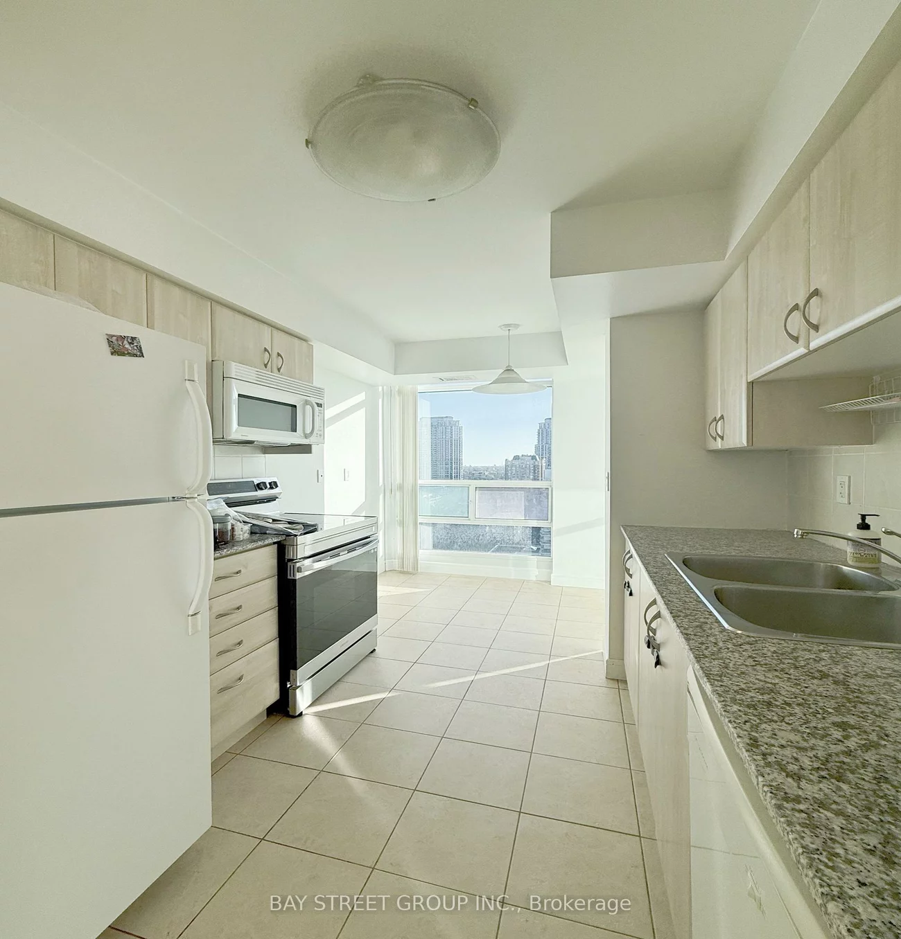 31, Bales, Willowdale East, Toronto