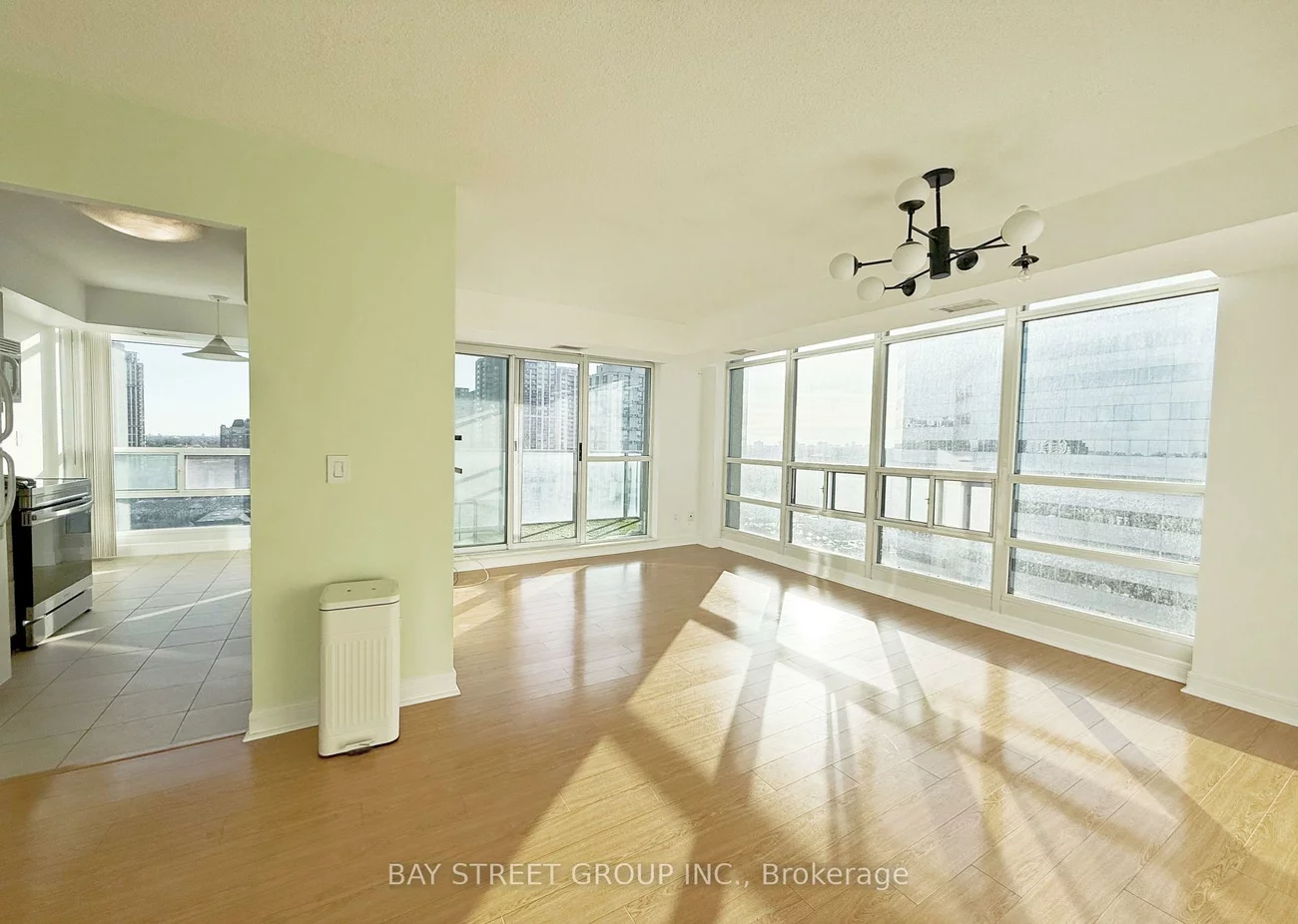 31, Bales, Willowdale East, Toronto