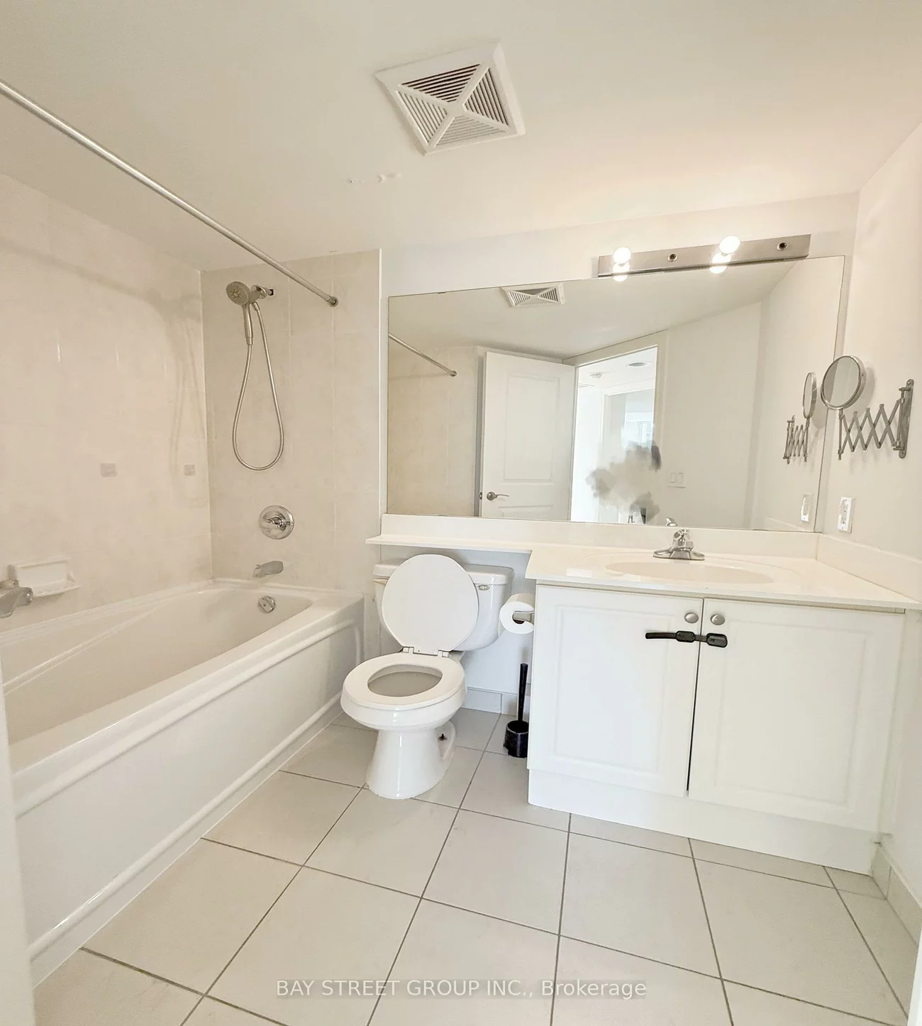 31, Bales, Willowdale East, Toronto