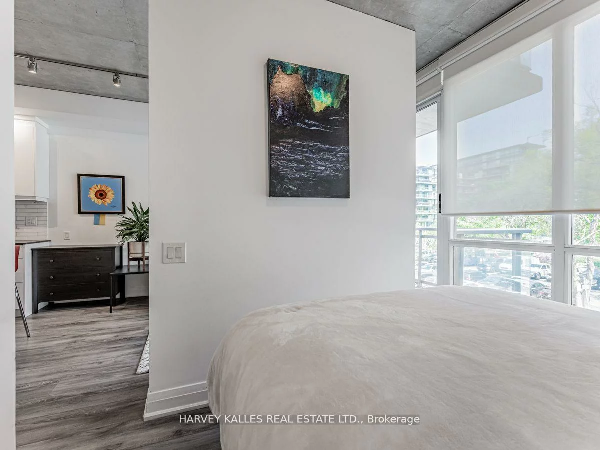 38, Niagara, Waterfront Communities C1, Toronto