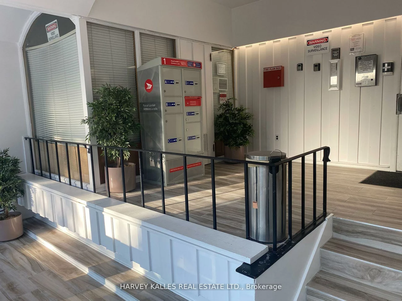 1582, Bathurst, Humewood-Cedarvale, Toronto