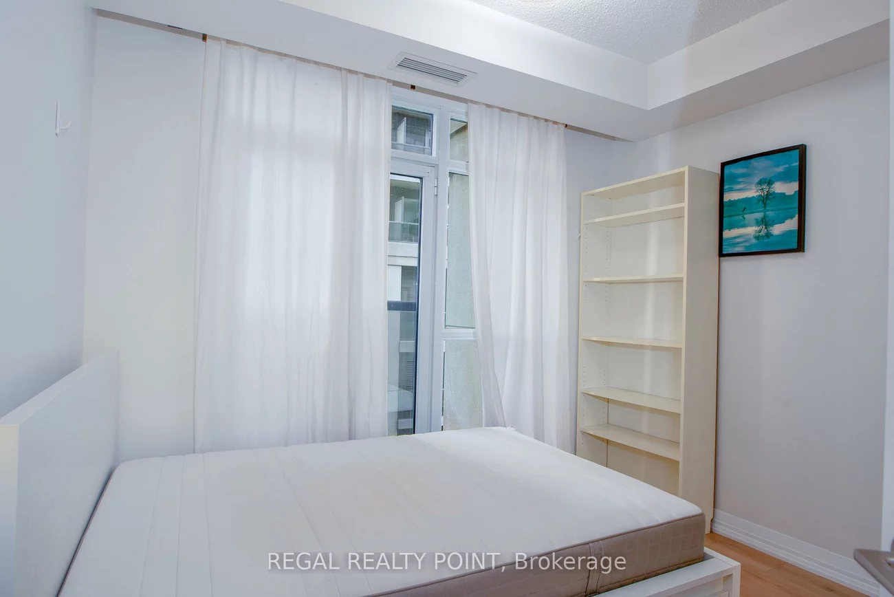 21, Carlton, Church-Yonge Corridor, Toronto