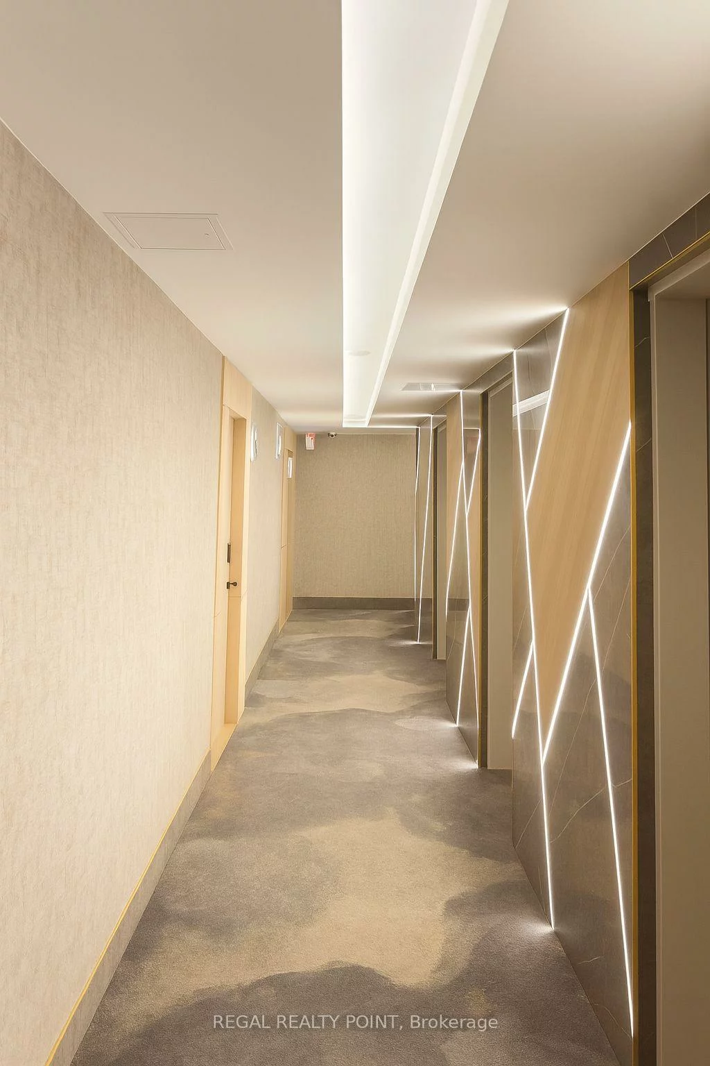 21, Carlton, Church-Yonge Corridor, Toronto