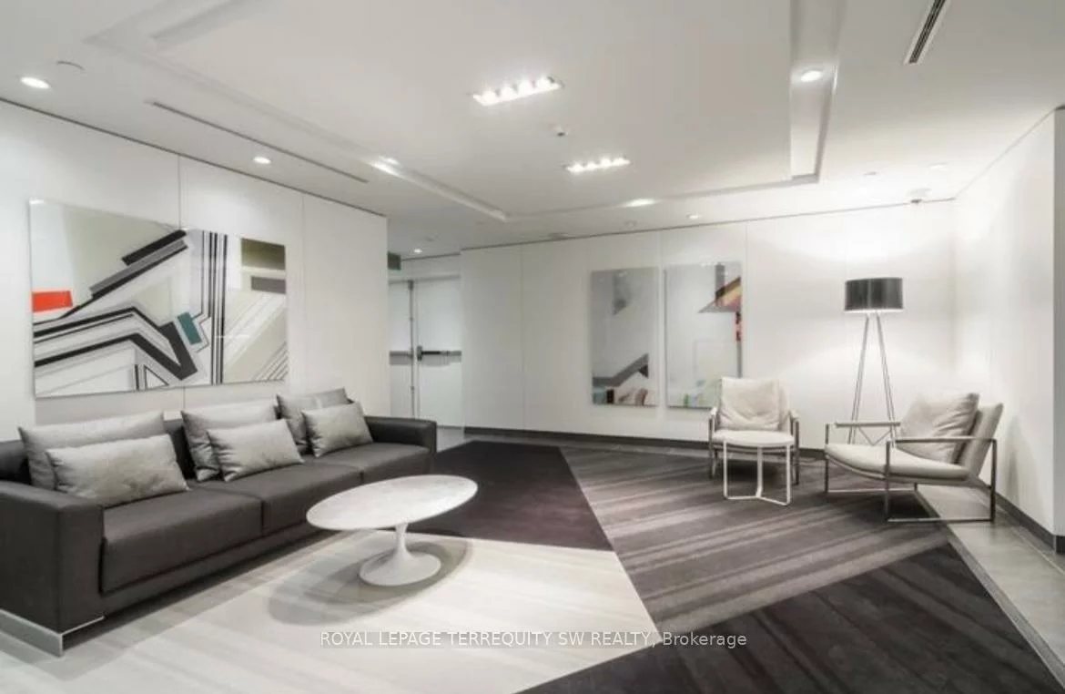 8, The Esplanade, Waterfront Communities C8, Toronto