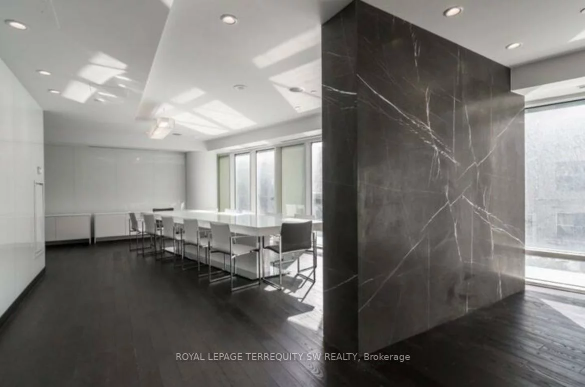 8, The Esplanade, Waterfront Communities C8, Toronto