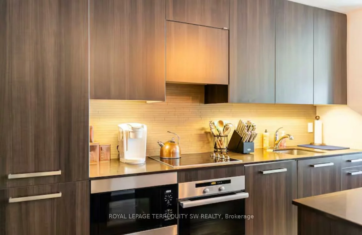 8, The Esplanade, Waterfront Communities C8, Toronto