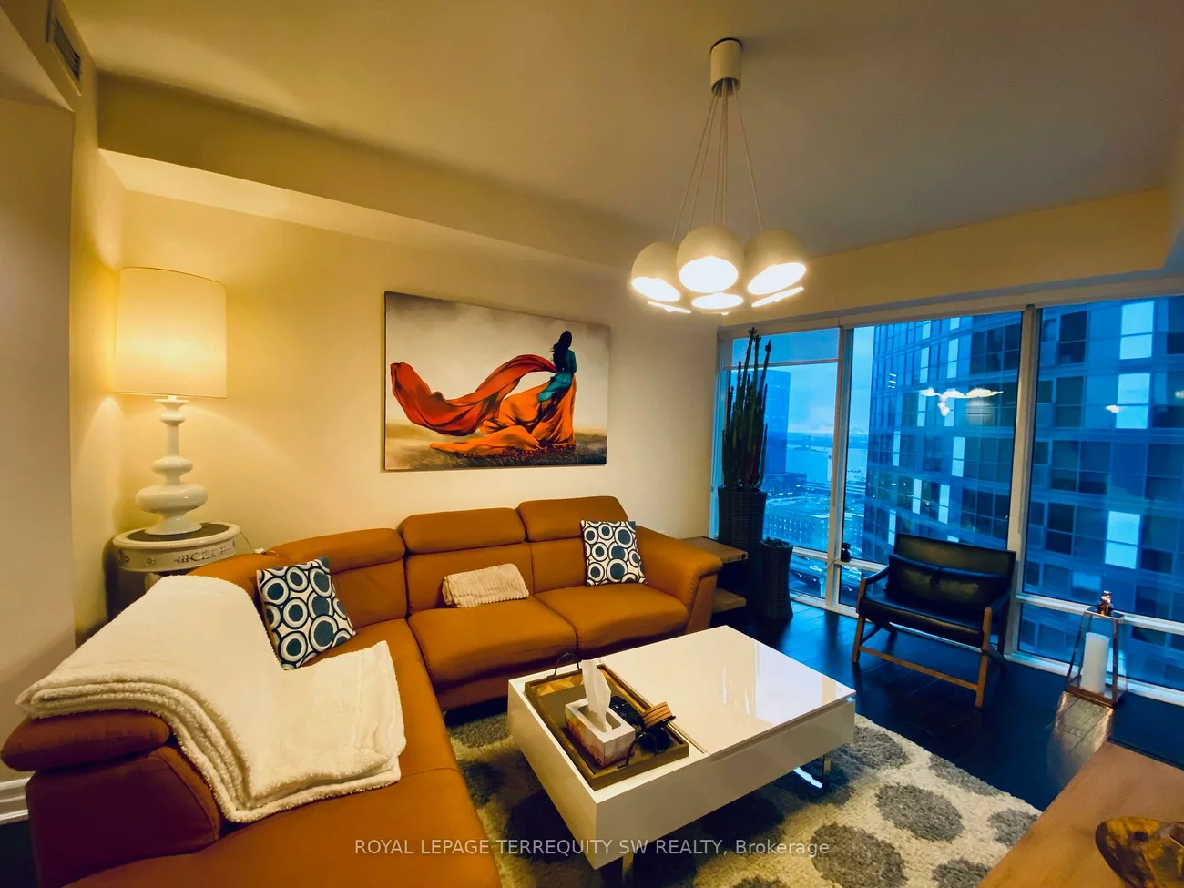 8, The Esplanade, Waterfront Communities C8, Toronto