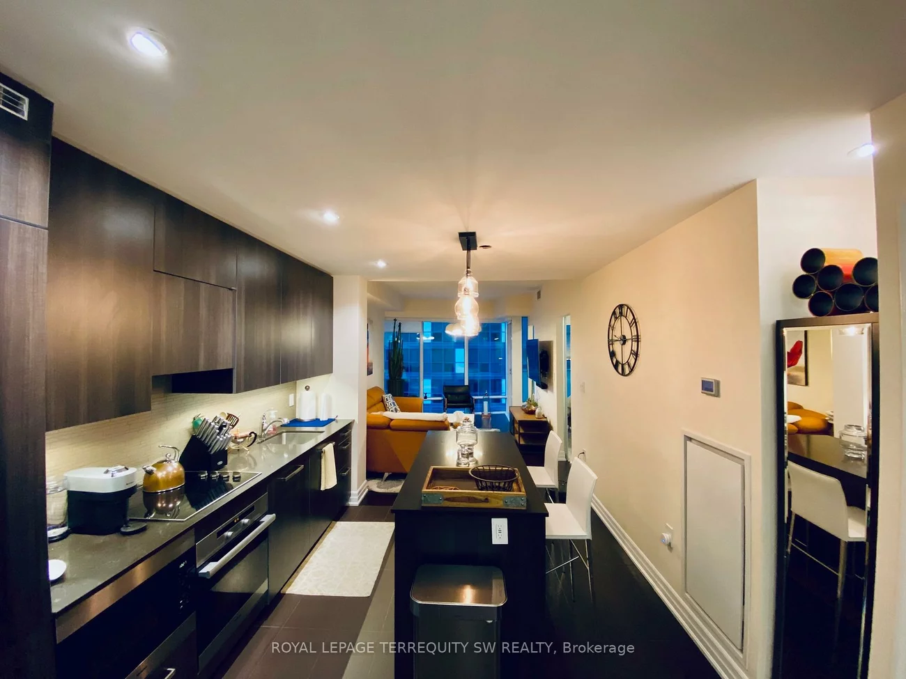 8, The Esplanade, Waterfront Communities C8, Toronto