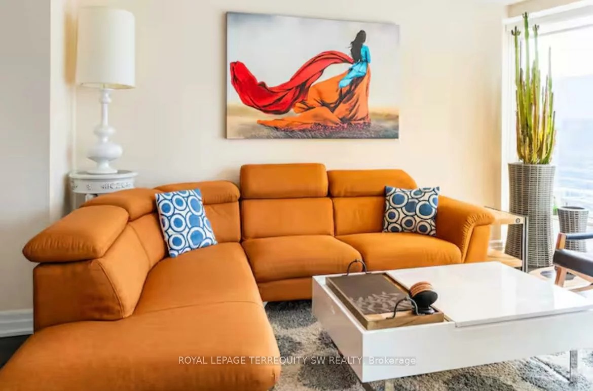 8, The Esplanade, Waterfront Communities C8, Toronto