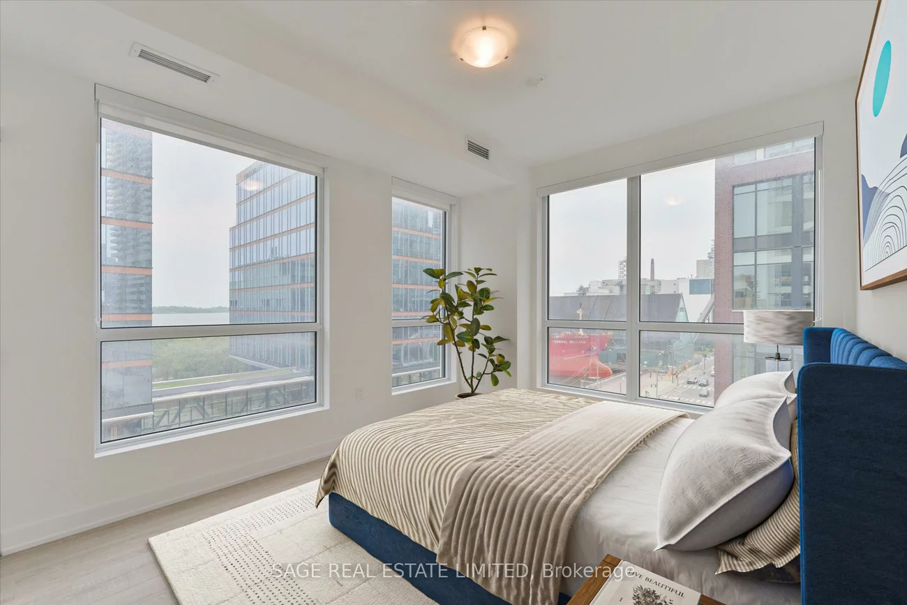 15, Richardson, Waterfront Communities C8, Toronto