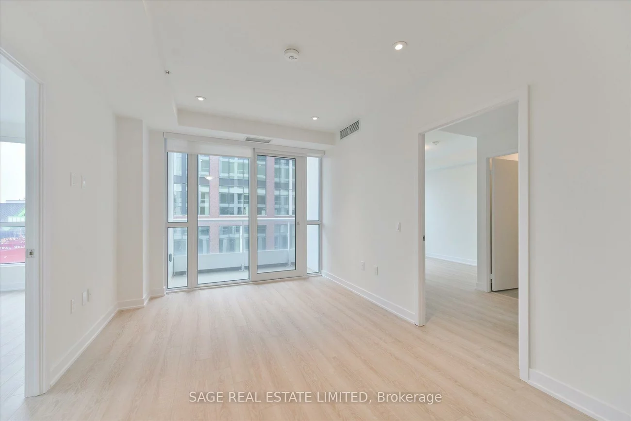 15, Richardson, Waterfront Communities C8, Toronto