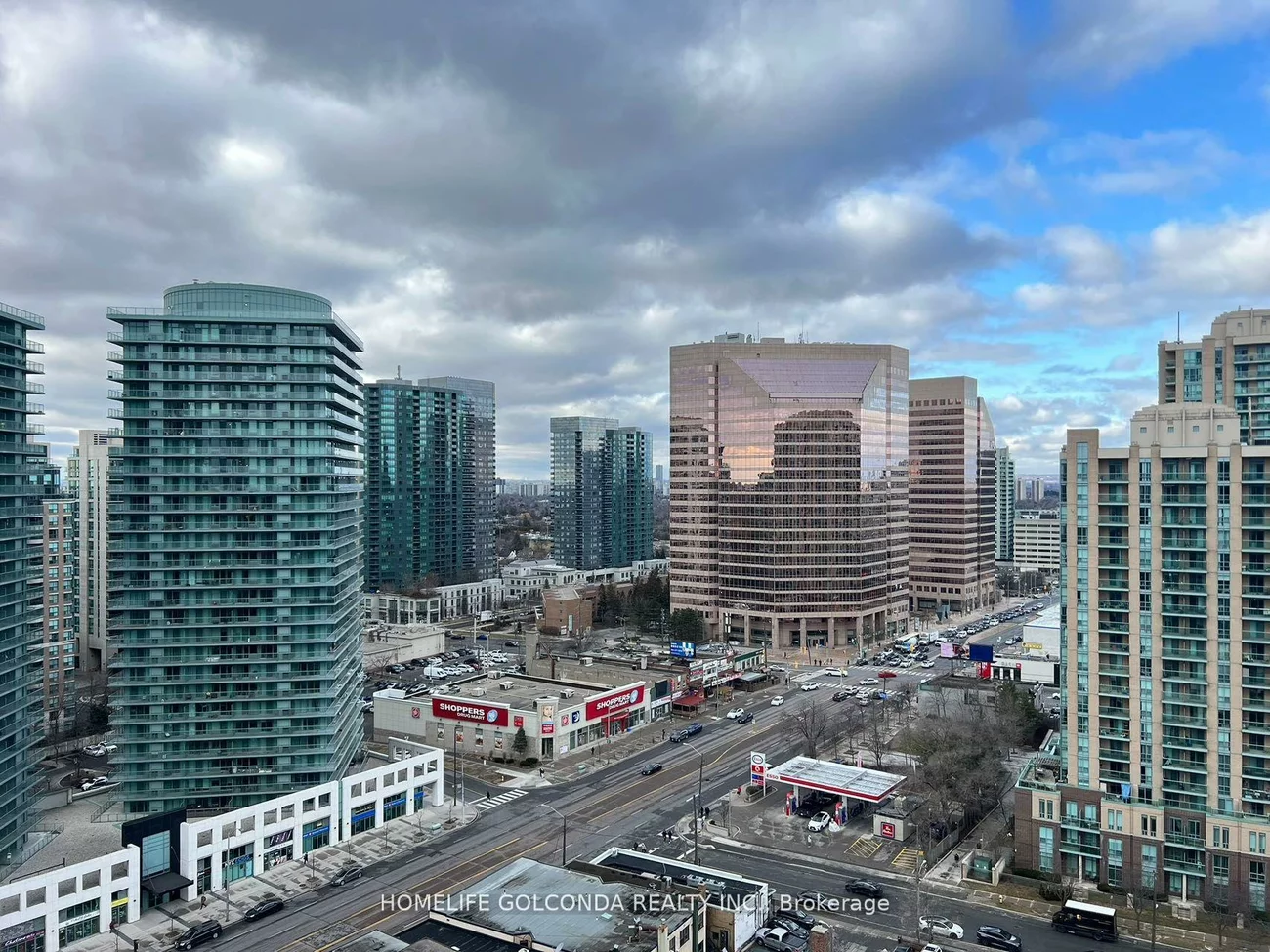 15, Holmes, Willowdale East, Toronto