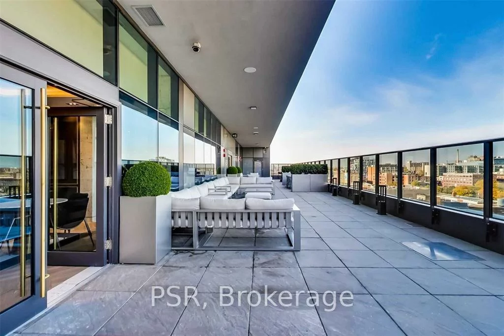 330, Richmond, Waterfront Communities C1, Toronto