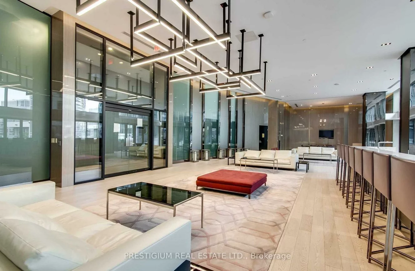 98, Lillian, Mount Pleasant West, Toronto