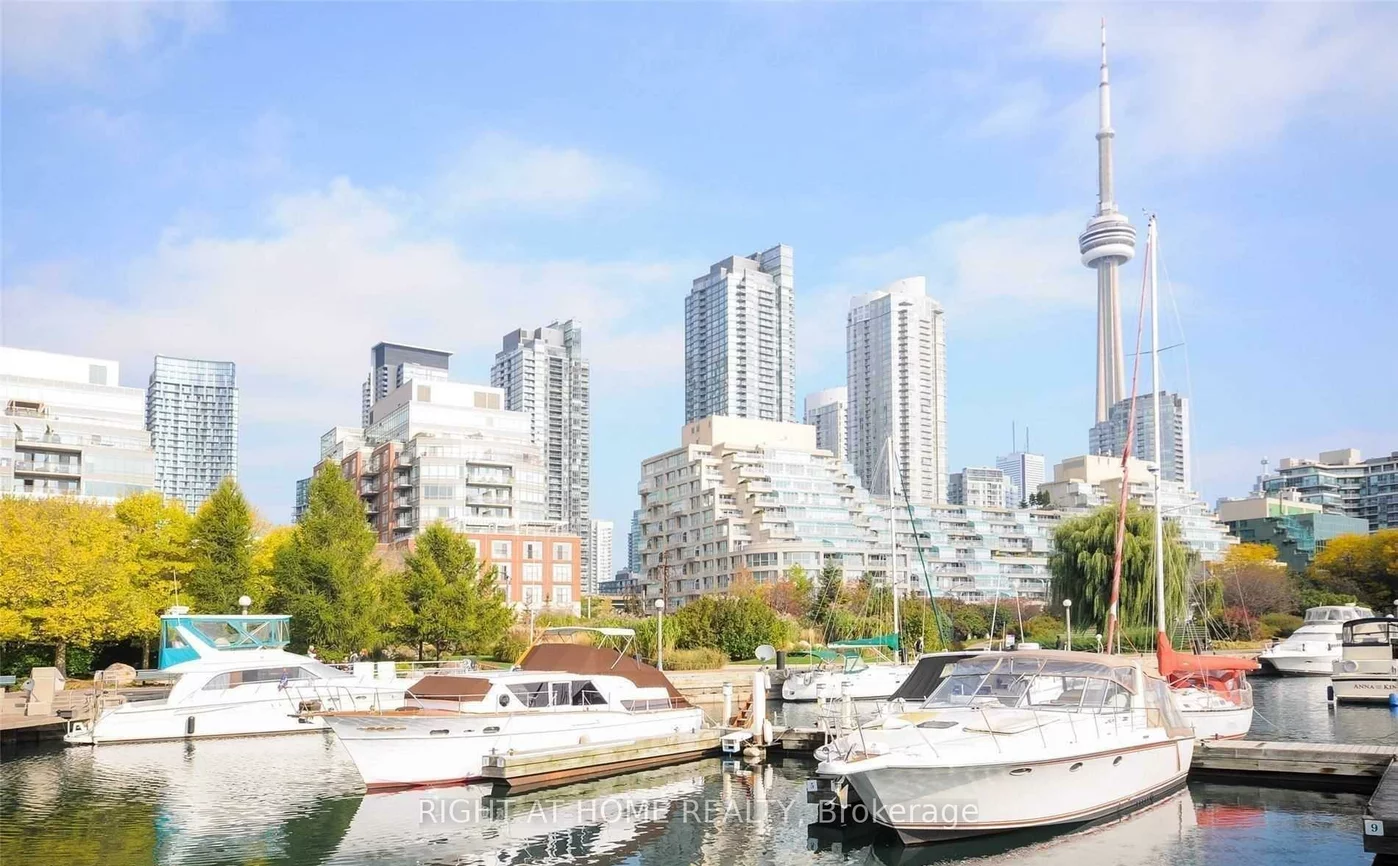 65, Bremner, Waterfront Communities C1, Toronto