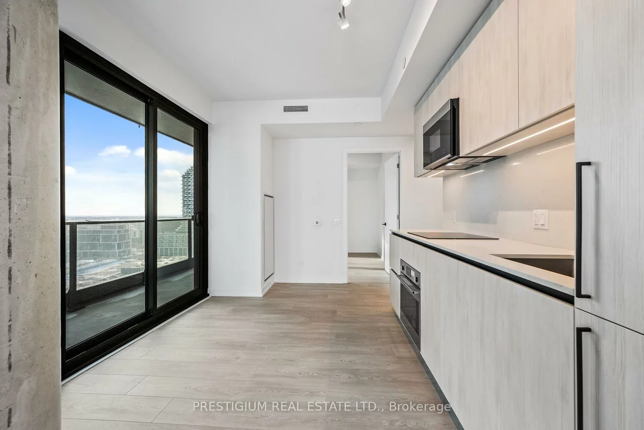 35, Parliament, Waterfront Communities C8, Toronto