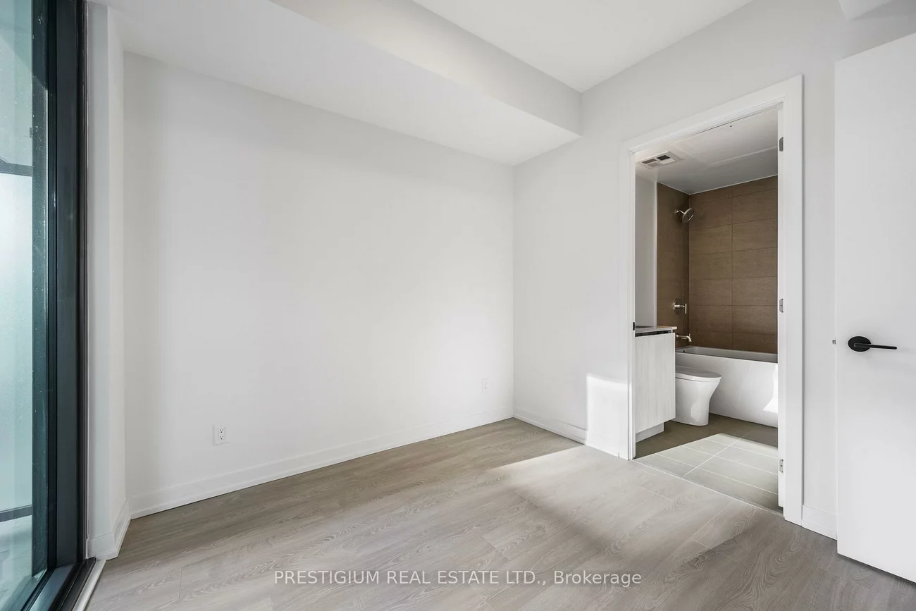 35, Parliament, Waterfront Communities C8, Toronto