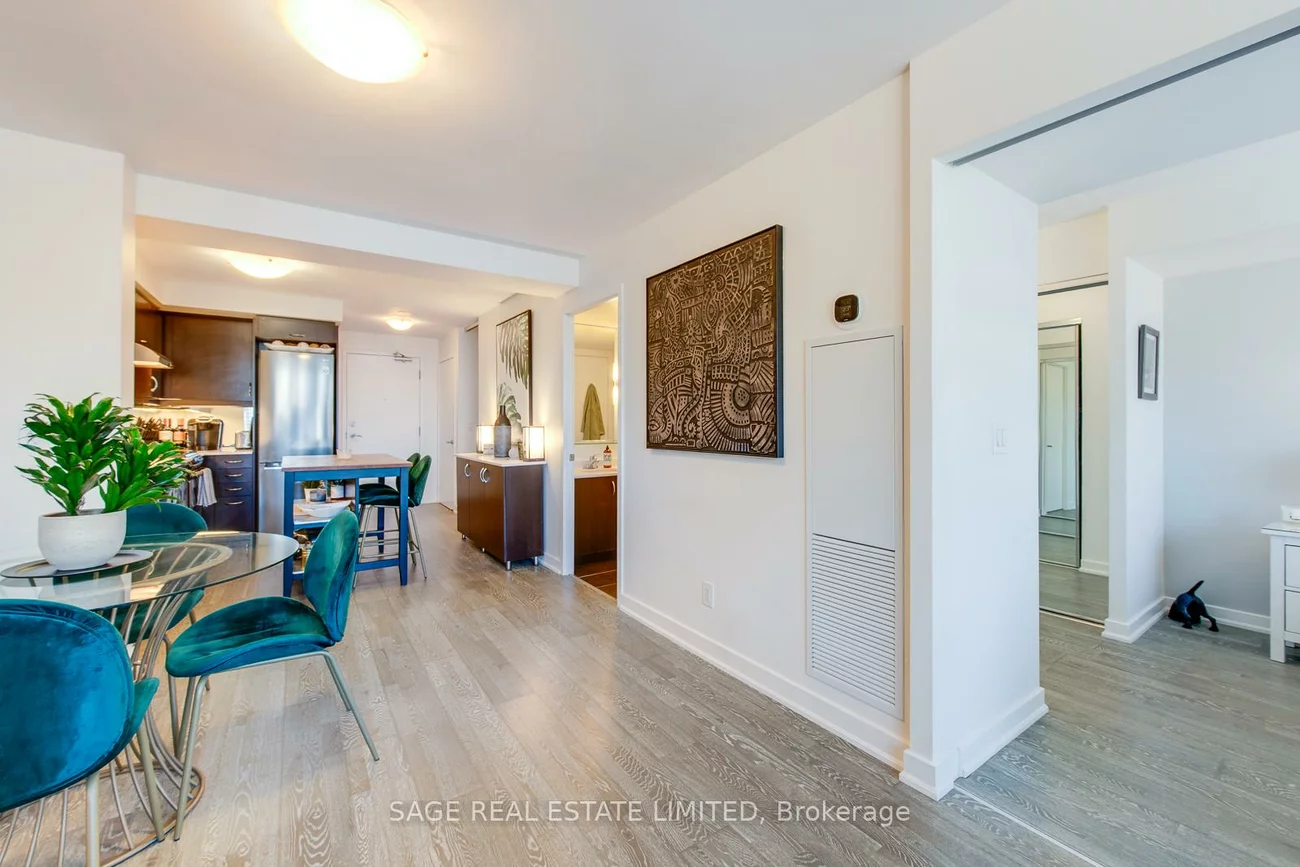 320, Richmond, Moss Park, Toronto