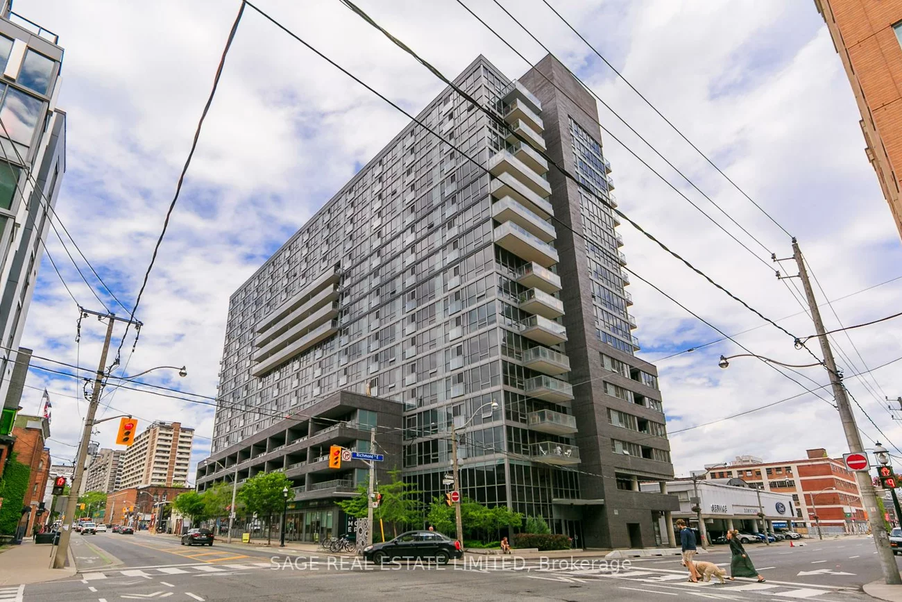 320, Richmond, Moss Park, Toronto