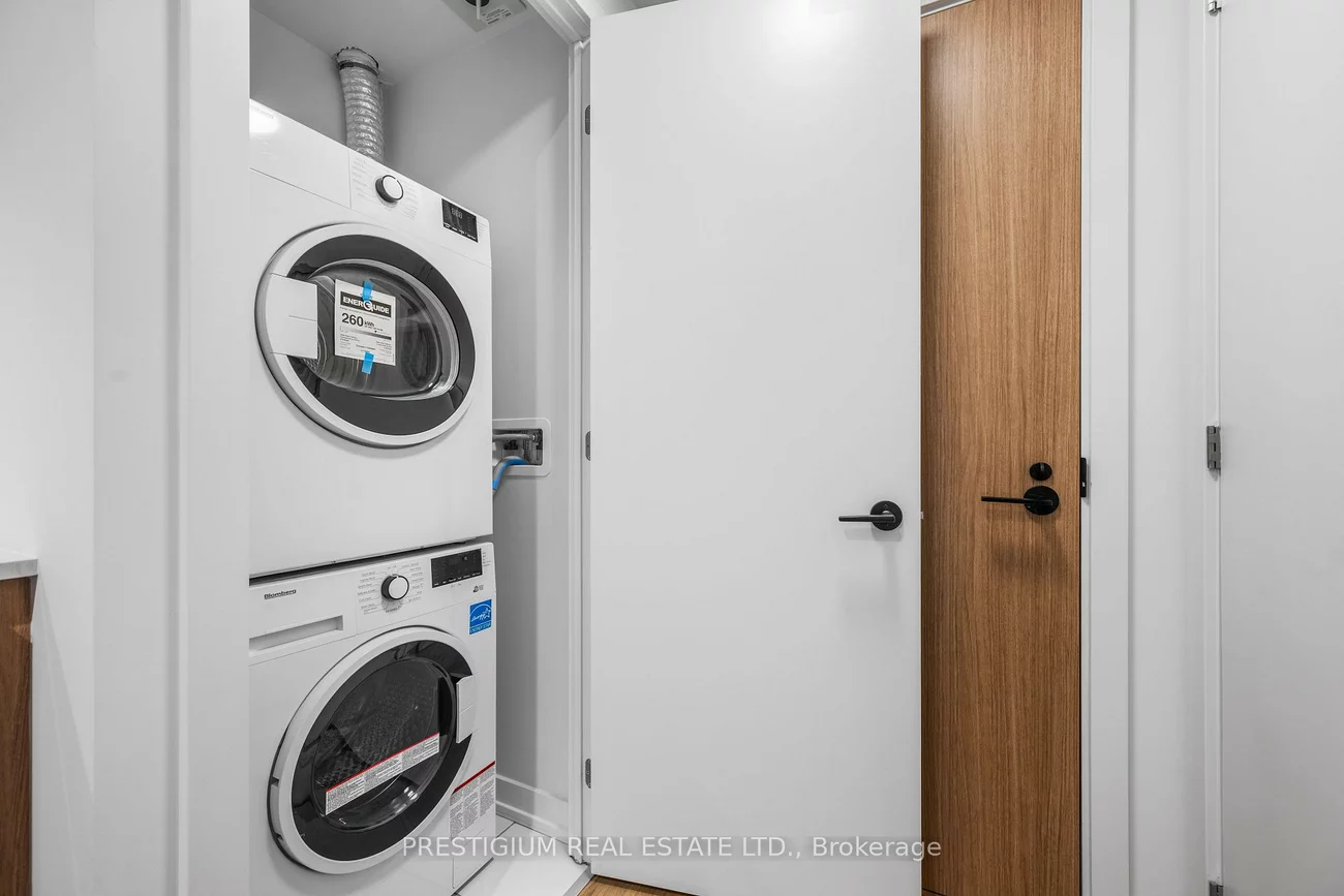 35, Parliament, Waterfront Communities C8, Toronto