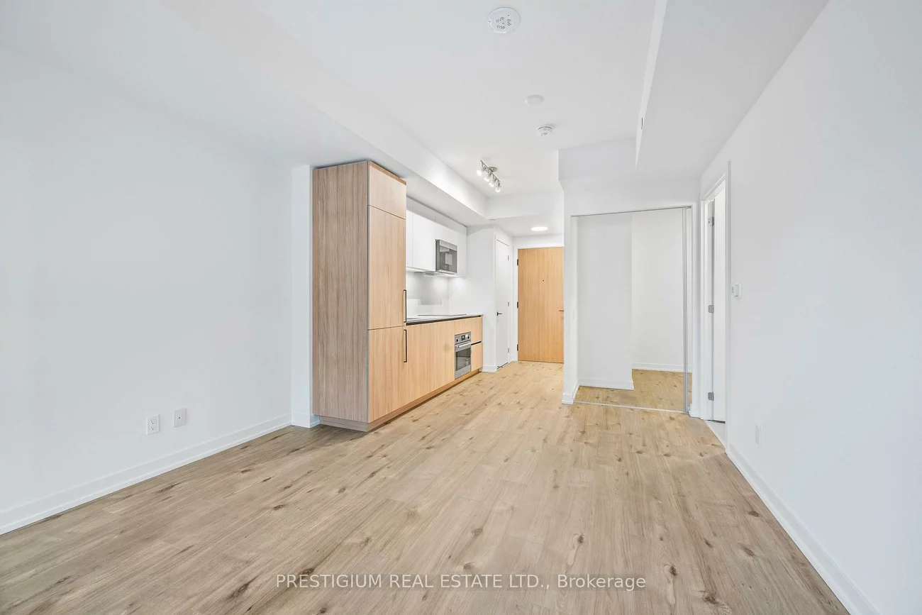 35, Parliament, Waterfront Communities C8, Toronto