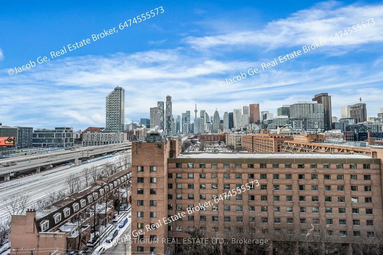 35, Parliament, Waterfront Communities C8, Toronto