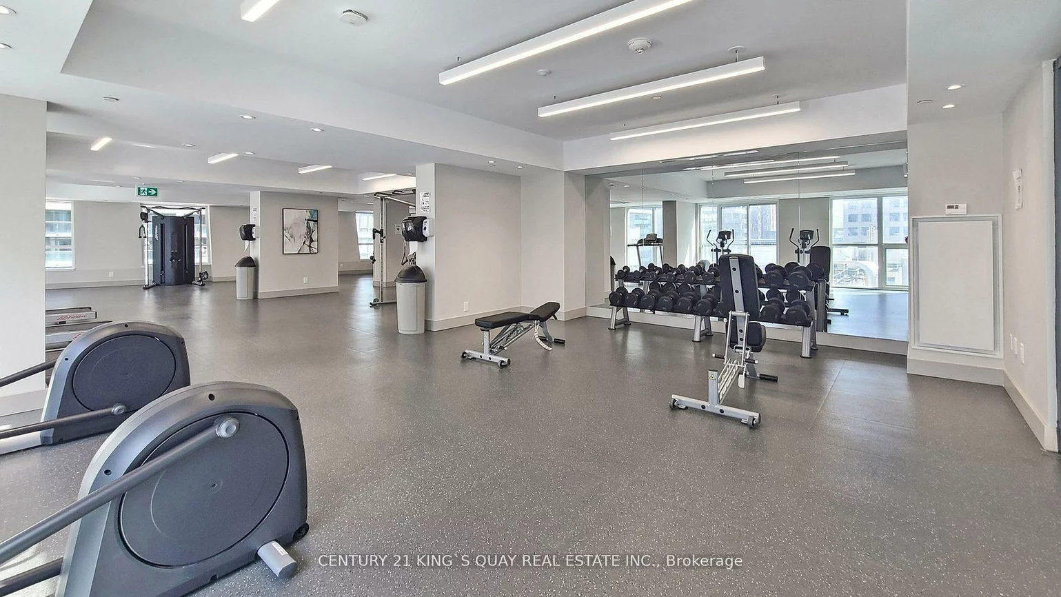 99, John, Waterfront Communities C1, Toronto