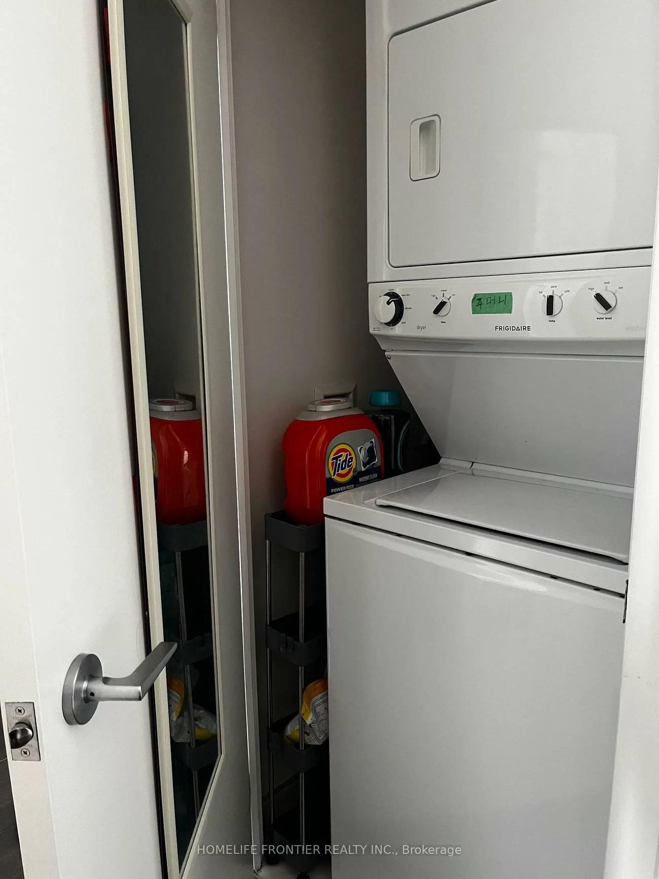 66, Forest Manor, Henry Farm, Toronto